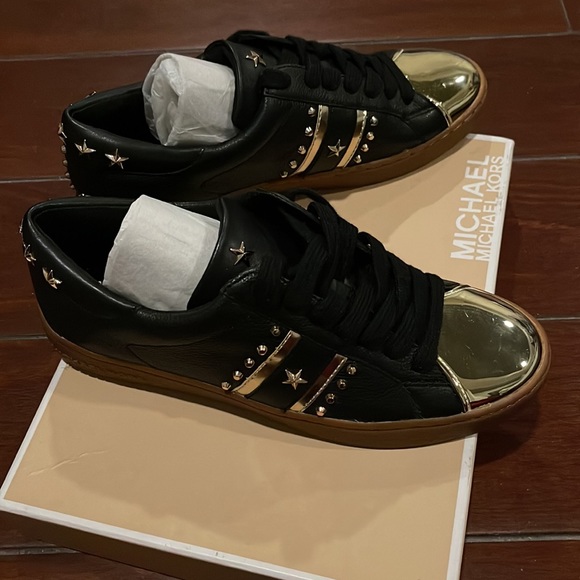 Z).  Michael Kors Frankie Stripe Leather Sneaker Black Palegold size 6M 36 - Picture 3 of 8